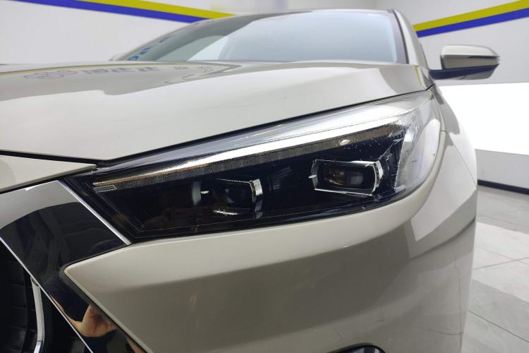 Used SOL A5 2021 1.5T CVT Luxury Smart Model Left Front Headlight