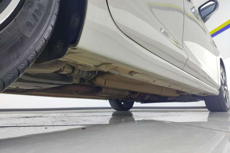 Used SOL A5 2021 1.5T CVT Luxury Smart Model Right Side Sill