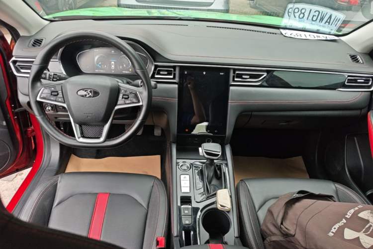 Used SOL A5 2021 1.5T CVT Prestige Smart Connectivity Model Center Console