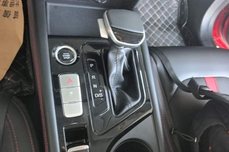 Used SOL A5 2021 1.5T CVT Luxury Smart Model Gear Lever