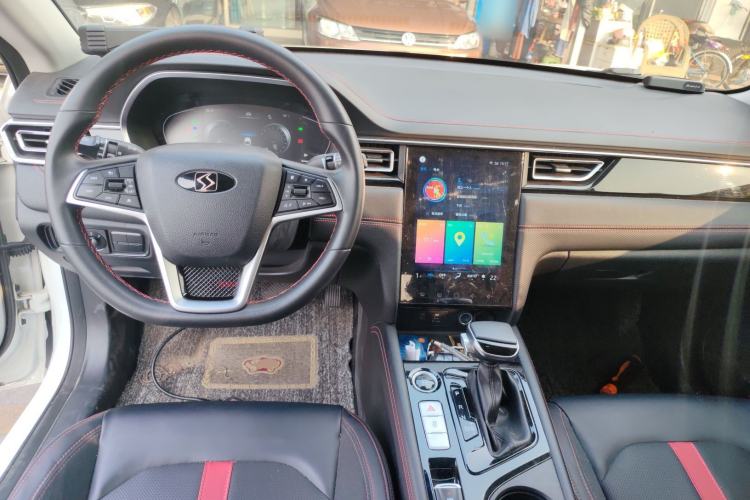 Used SOL A5 2021 1.5T CVT Prestige Smart Connectivity Model Center Console