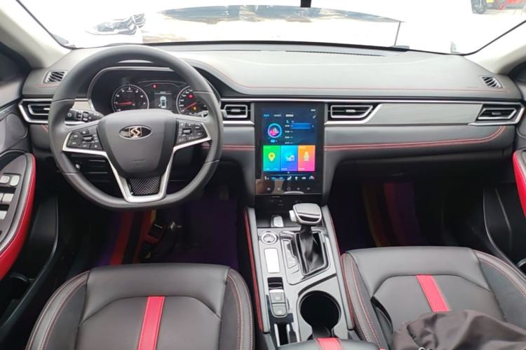 Used SOL A5 2021 1.5T CVT Luxury Smart Model Center Console