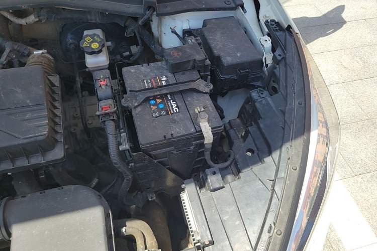 Used SOL A5 2021 1.5T CVT Flagship Edition Engine Bay Left