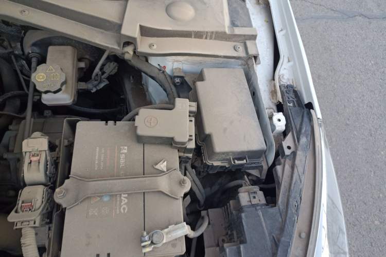 Used SOL A5 2021 1.5T CVT Luxury Smart Model Engine Bay Left