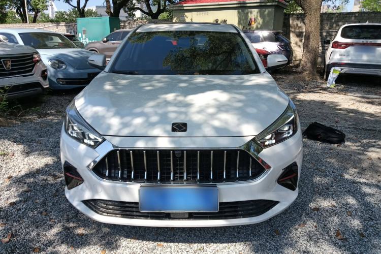 Used SOL A5 2021 1.5T CVT Prestige Smart Connectivity Model Front