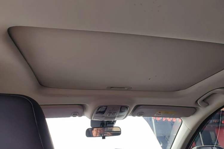 Used SOL A5 2021 1.5T CVT Luxury Smart Model Headliner