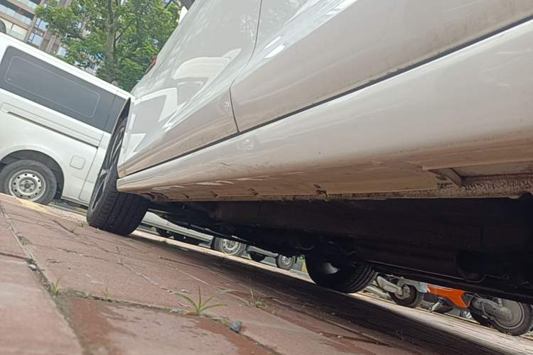 Used SOL A5 2021 1.5T CVT Prestige Smart Connectivity Model Left Side Sill