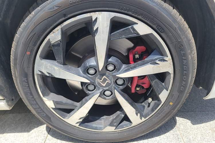 Used SOL A5 2021 1.5T CVT Flagship Edition Right Front Wheel Hub