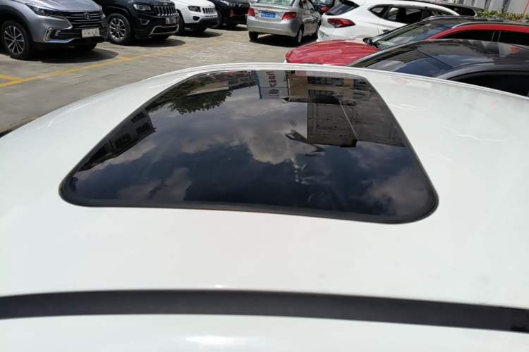 Used SOL A5 2021 1.5T CVT Prestige Smart Connectivity Model Roof