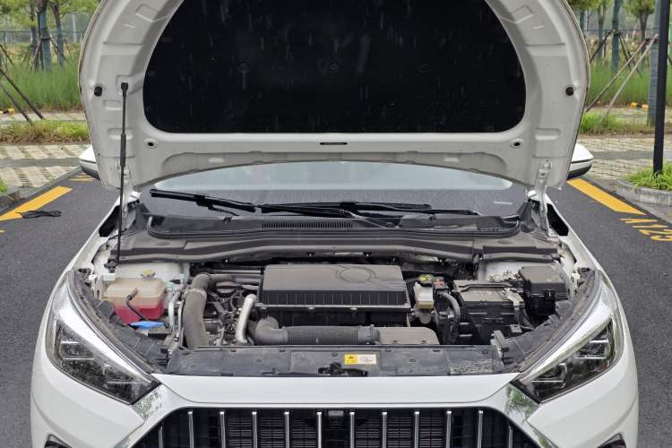 Used SOL A5 2022 1.5T CVT Youth Edition Engine Bay