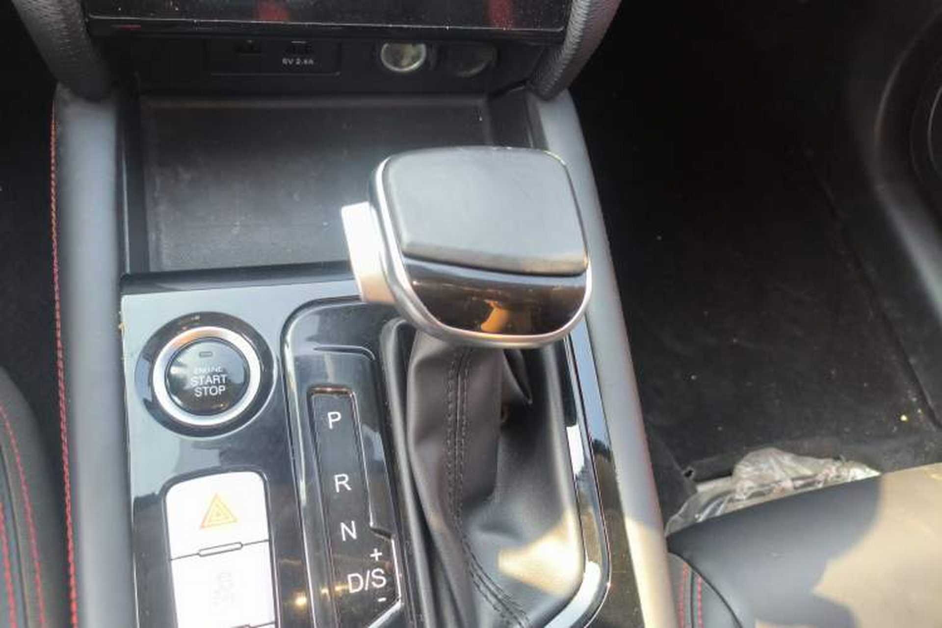 Used SOL A5 2022 1.5T CVT Youth Edition Gear Lever