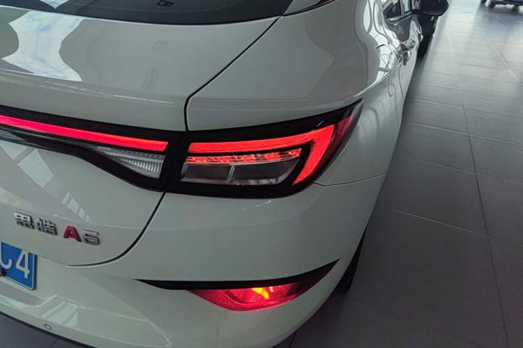 Used SOL A5 2022 1.5T CVT Youth Edition Right Rear Taillight
