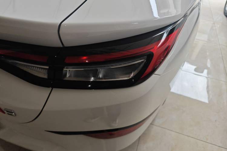 Used SOL A5 2022 1.5T CVT Youth Edition Right Rear Taillight