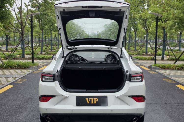 Used SOL A5 2022 1.5T CVT Youth Edition Trunk