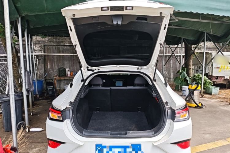 Used SOL A5 2022 1.5T CVT Youth Edition Trunk