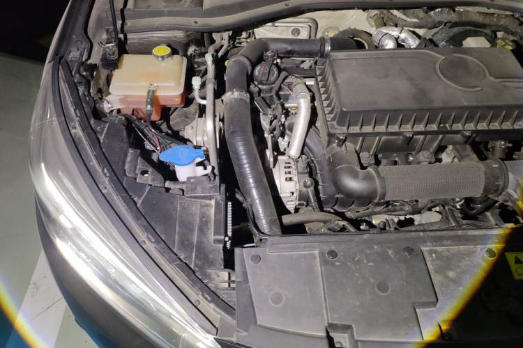 Used SOL A5 2023 1.5T CVT Prestige & Shine Edition Engine Bay Right