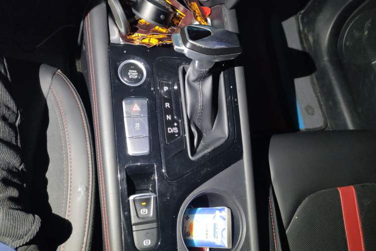 Used SOL A5 2023 1.5T CVT Prestige & Shine Edition Gear Lever