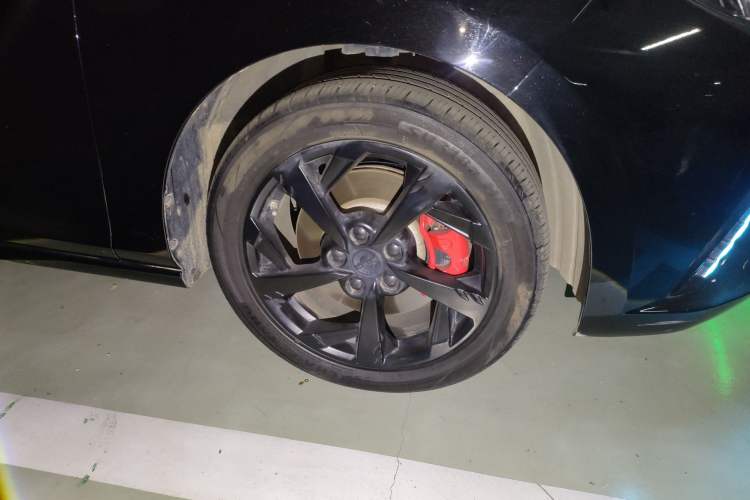 Used SOL A5 2023 1.5T CVT Prestige & Shine Edition Right Front Wheel Hub
