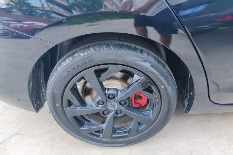 Used SOL A5 2023 1.5T CVT Prestige & Shine Edition Right Rear Wheel Hub