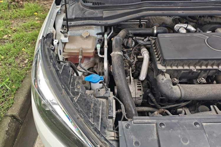 Used SOL A5 2023 1.5T CVT Luxury Comfort Model Engine Bay Right