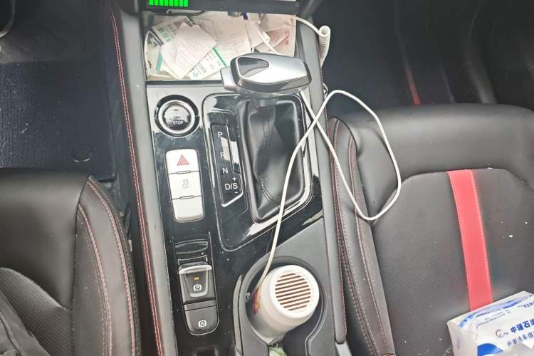 Used SOL A5 2023 1.5T CVT Luxury Comfort Model Gear Lever