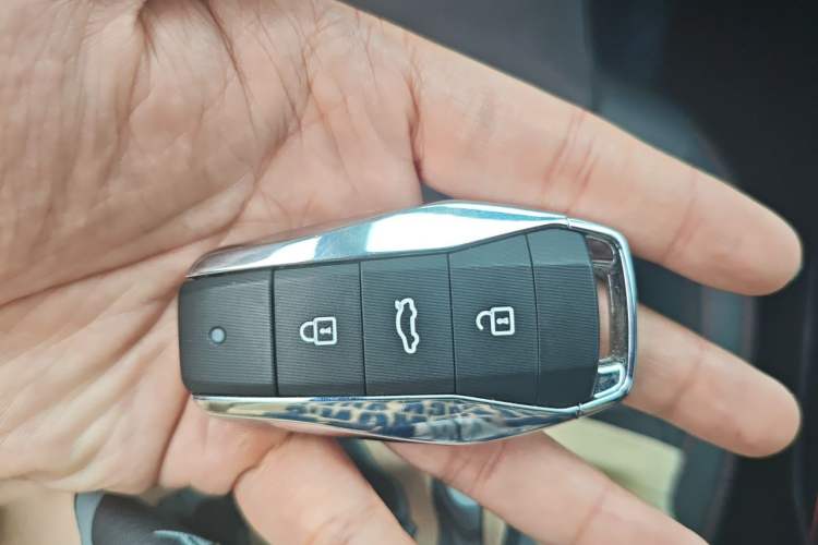 Used SOL A5 2023 1.5T CVT Luxury Comfort Model Vehicle Key
