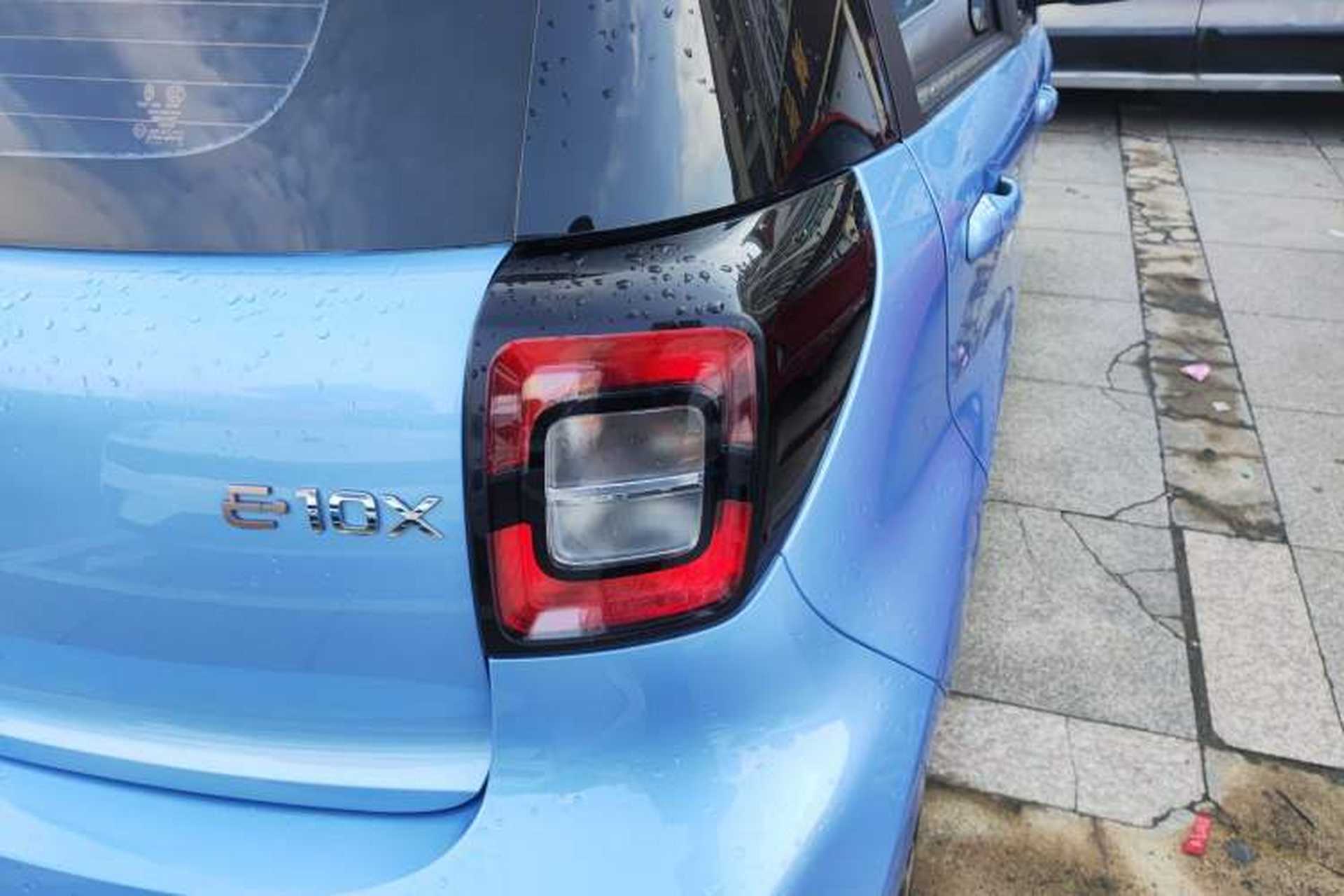 Used SOL E10X 2021 Jimei Edition 302km Fashionable Model Right Rear Taillight