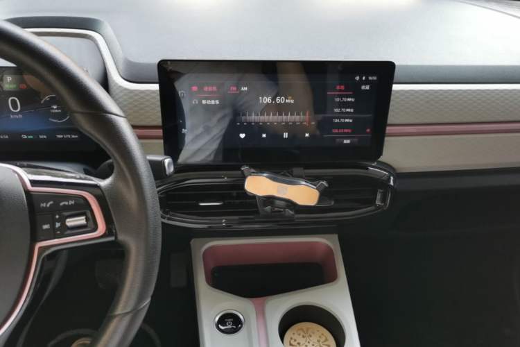 Used SOL E10X 2021 Jimei Edition 302km Fashionable Model Audio And AC Panel