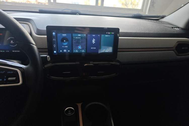 Used SOL E10X 2021 Jimei Edition 302km Fashionable Model Audio And AC Panel