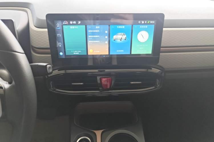 Used SOL E10X 2021 302 km Range Luxury Version 31.4 kWh Audio And AC Panel