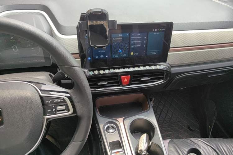 Used SOL E10X 2021 302 km Range Luxury Version 31.4 kWh Audio And AC Panel