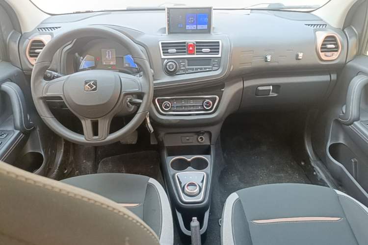 Used SOL E10X 2021 150 km Basic Version Center Console