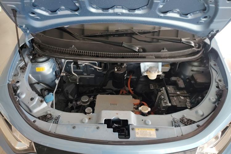 Used SOL E10X 2021 302 km Range Luxury Version 30.2 kWh Engine Bay