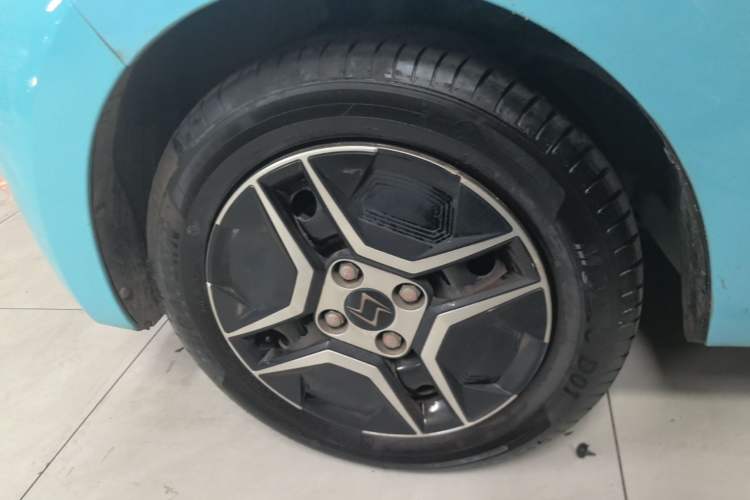 Used SOL E10X 2021 302 km Range Fashion Edition 31.4 kWh Exterior 4