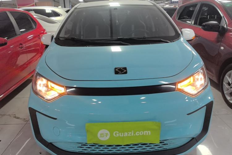 Used SOL E10X 2021 302 km Range Fashion Edition 31.4 kWh Front
