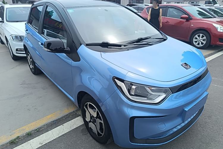 Used SOL E10X 2021 302 km Range Ultra-Advanced Version 31.4 kWh Front Right 45 Deg