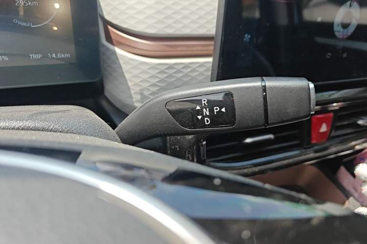 Used SOL E10X 2021 Jimei Edition 302km Fashionable Model Gear Lever