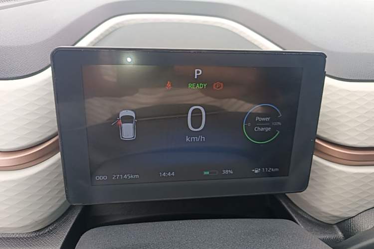 Used SOL E10X 2021 302 km Range Ultra-Advanced Version 31.4 kWh Instrument Cluster