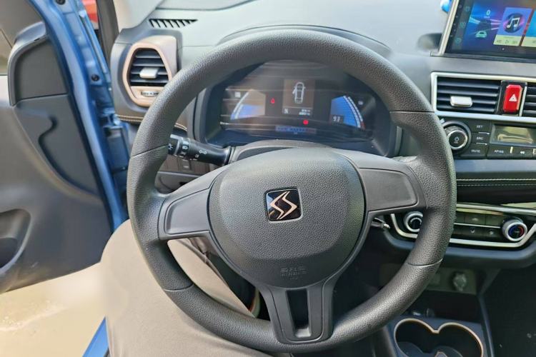 Used SOL E10X 2021 200km Classic Type Interior 2