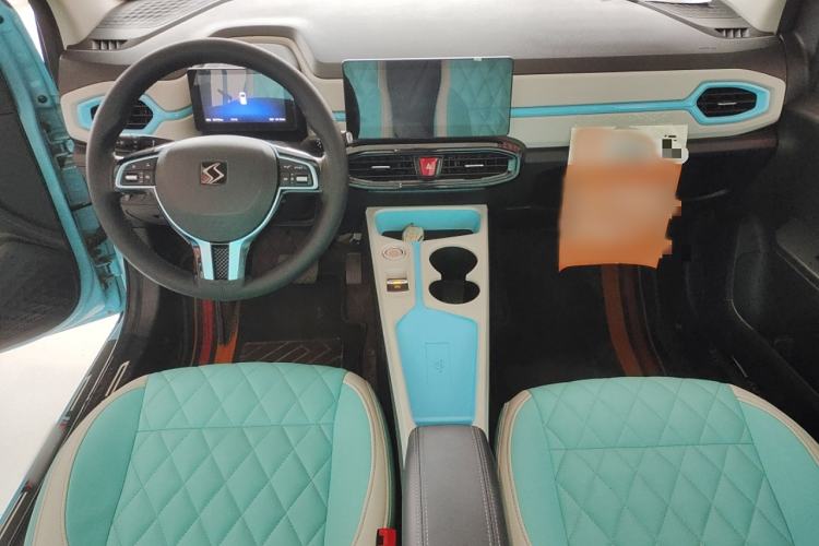 Used SOL E10X 2021 302 km Range Luxury Version 31.4 kWh Interior 3
