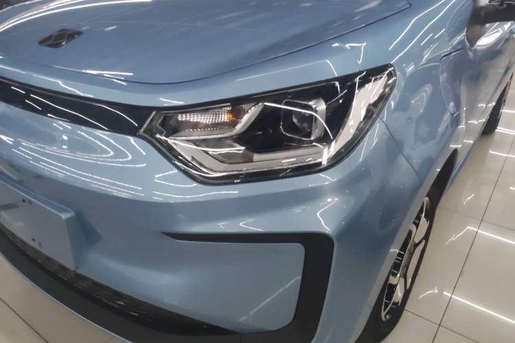 Used SOL E10X 2021 302 km Range Luxury Version 31.4 kWh Left Front Headlight