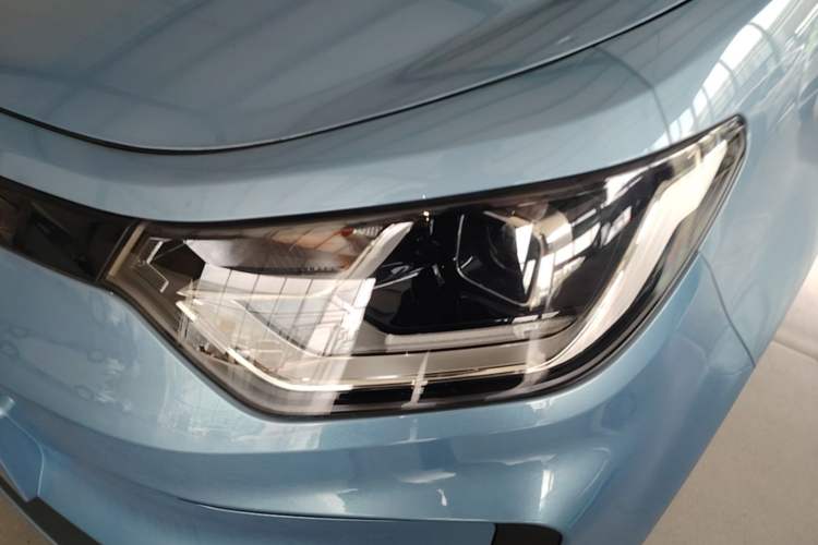 Used SOL E10X 2021 302 km Range Luxury Version 30.2 kWh Left Front Headlight