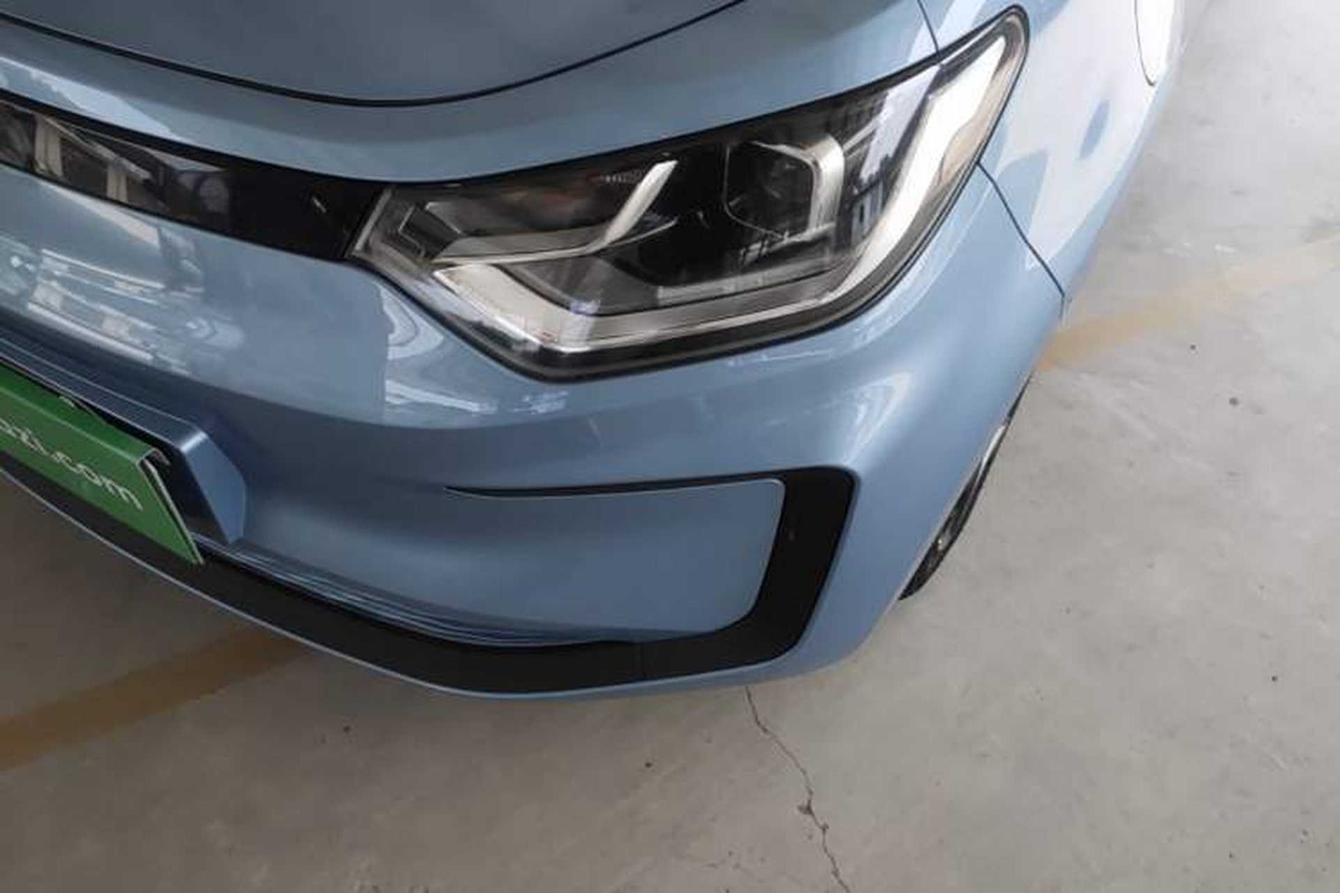 Used SOL E10X 2021 302 km Range Fashion Edition 30.2 kWh Left Front Headlight
