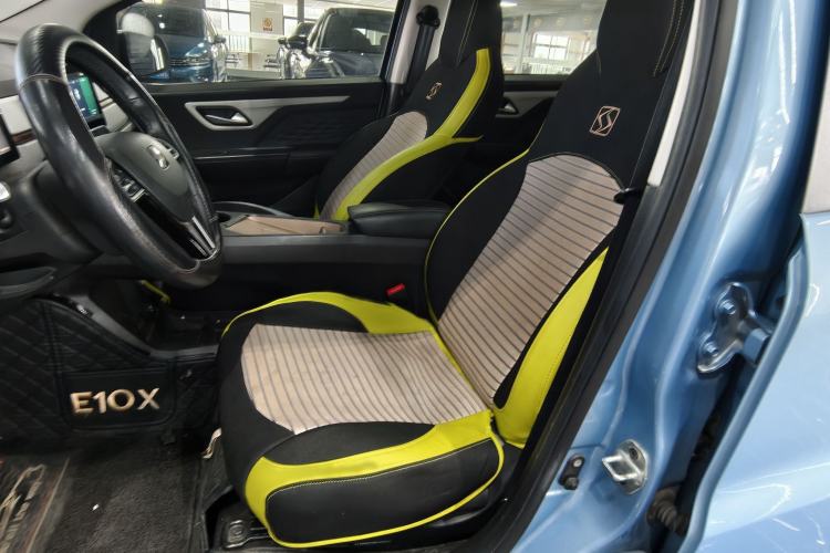 Used SOL E10X 2021 302 km Range Luxury Version 30.2 kWh Left Front Seat
