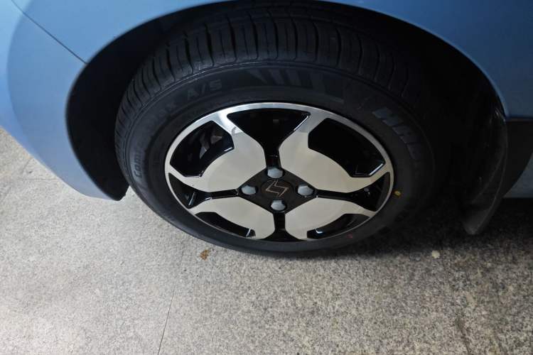Used SOL E10X 2021 Jimei Edition 302km Fashionable Model Left Front Wheel Hub