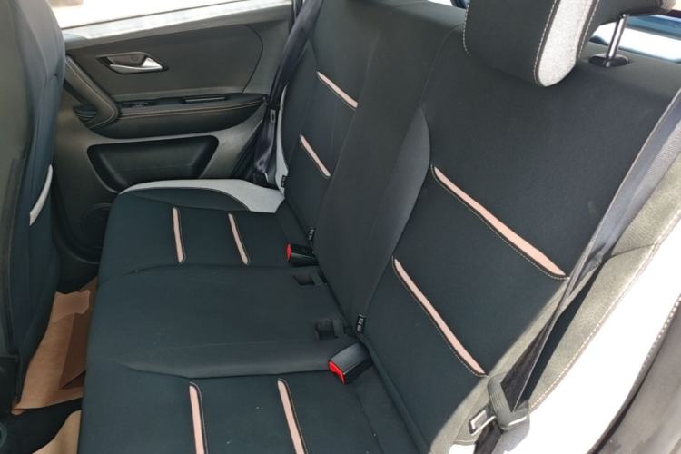 Used SOL E10X 2021 150 km Ambitious Trim Left Rear Seat