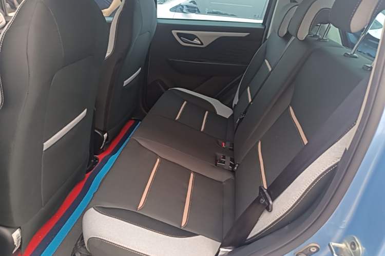 Used SOL E10X 2021 302 km Range Ultra-Advanced Version 31.4 kWh Left Rear Seat