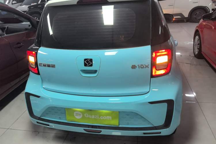Used SOL E10X 2021 302 km Range Fashion Edition 31.4 kWh Rear