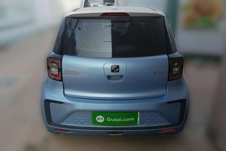 Used SOL E10X 2021 302 km Range Luxury Version 31.4 kWh Rear