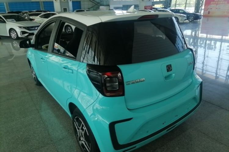 Used SOL E10X 2021 302 km Range Fashion Edition 31.4 kWh Rear Left 45 Deg